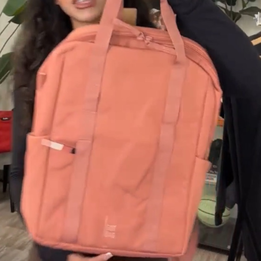 Got Bag Daypack Loop Backpack Waterproof Recycled LION FISH color Commuter NWT - Picture 6 of 13